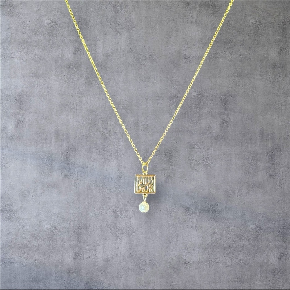Upcycled Dior Elegant Gold and Pearl Pendant Necklace - Picture 2 of 3